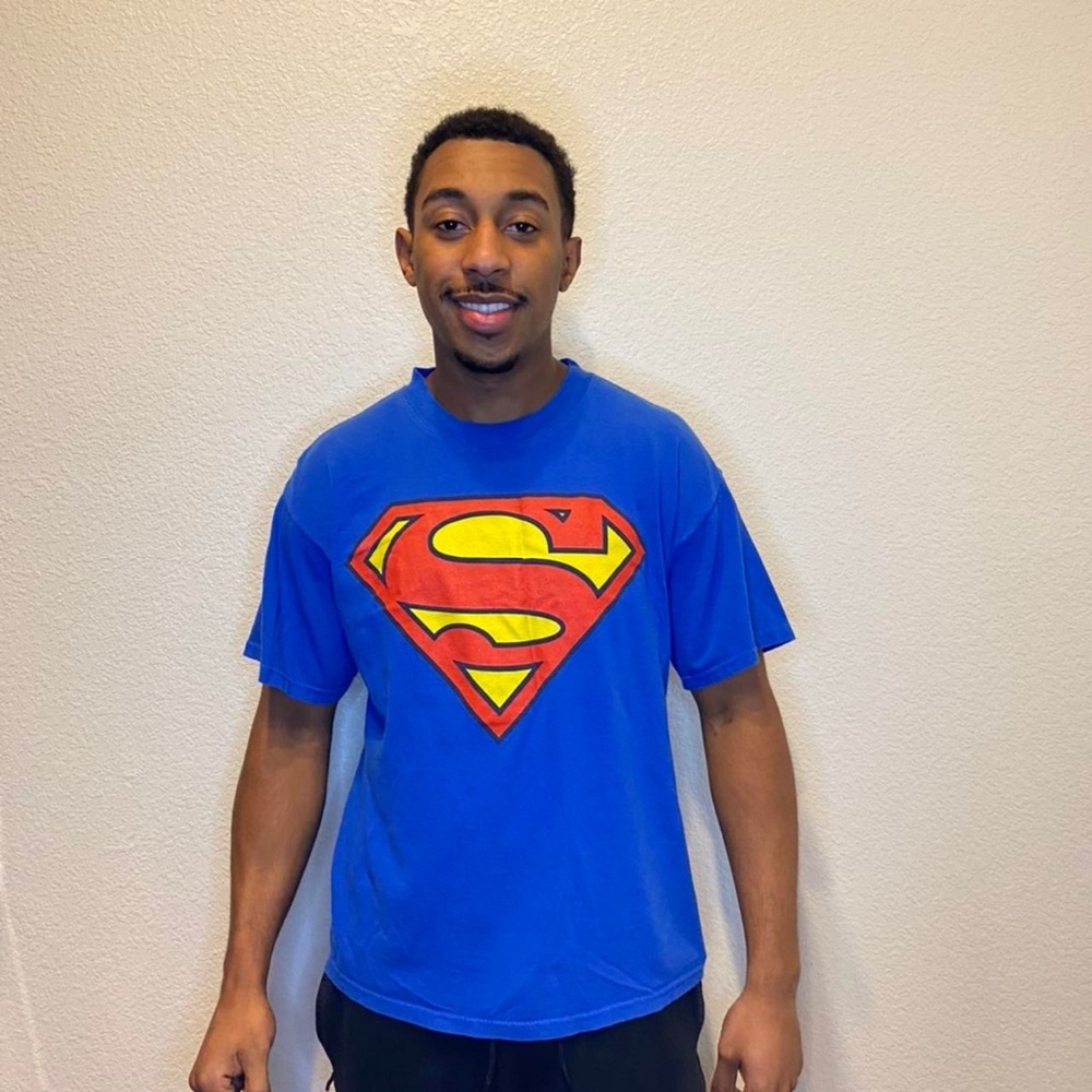 SUPERMAN T-SHIRT - Large